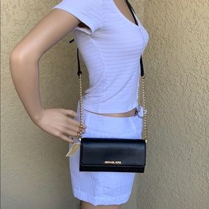 MICHAEL KORS JET SET ITEM LG WALLET ON A CHAIN